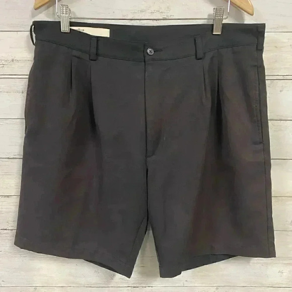 Perry Ellis Black Pleated Shorts - Picture 1 of 3